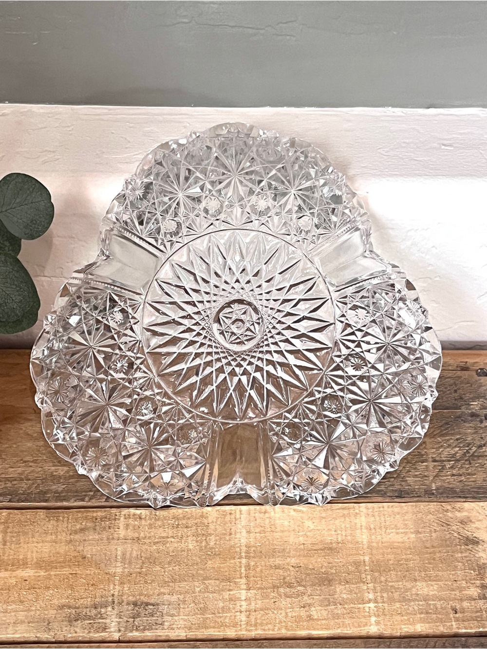 Vintage EAPG Clear Pressed Glass 3-Sided Clover Relish Candy Bowl - Picture 3 of 4